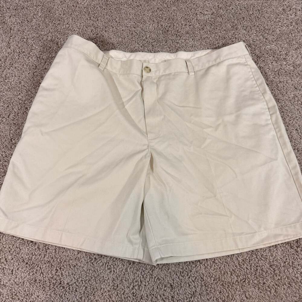 L.L.Bean Mens Classic Fit Khaki Shorts Size 40 Beige 100% Cotton Flat Front